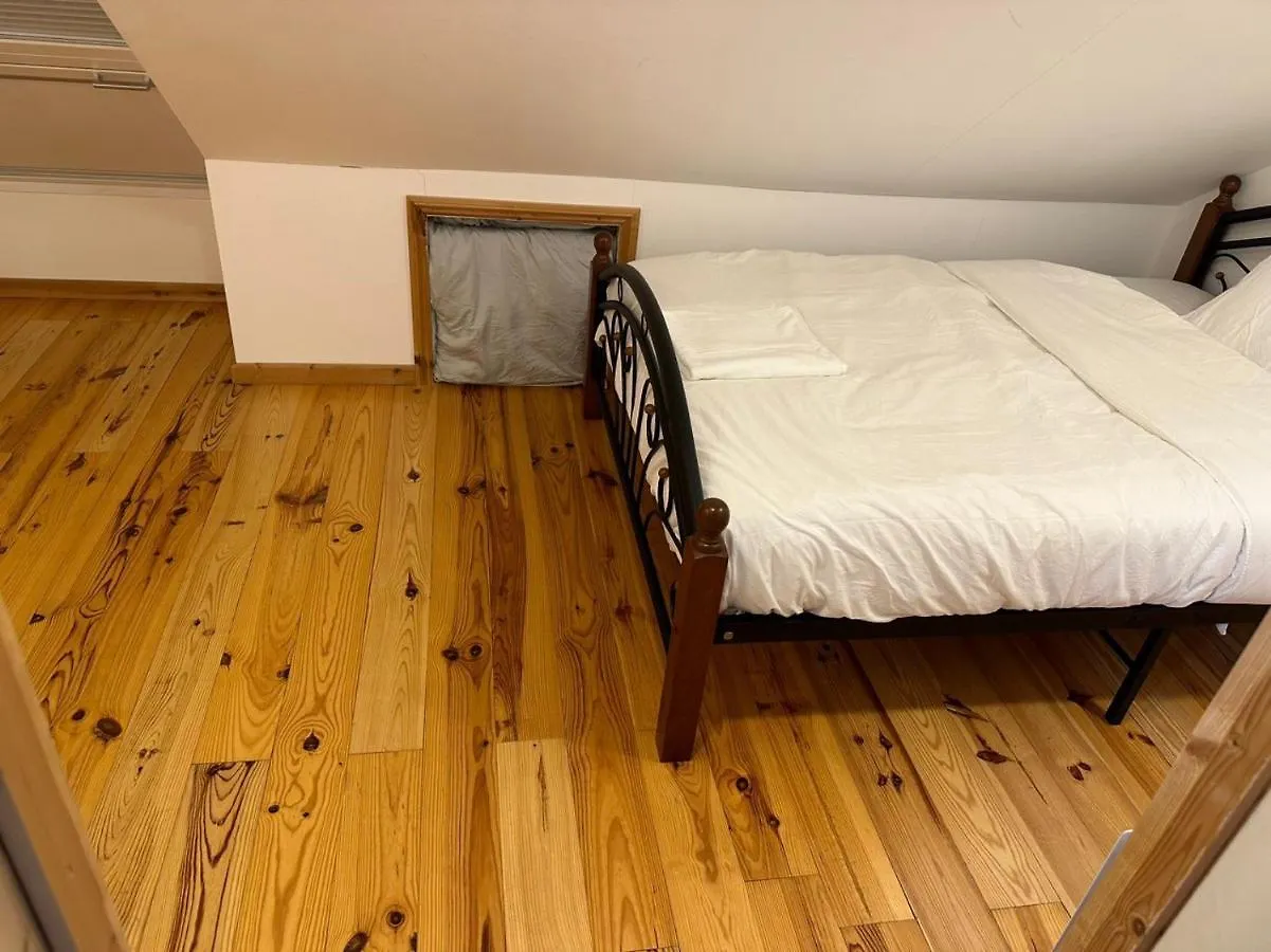 Tran Homestay London 0*,  United Kingdom